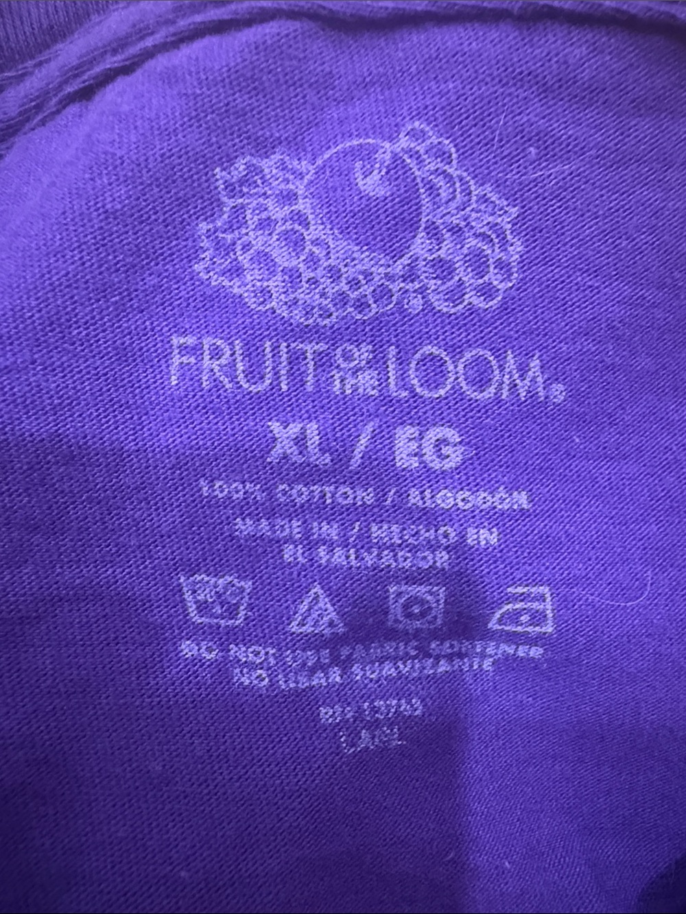 T-Shirt - Picture 2 of 2